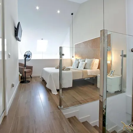 Amazing Maisonette With A Sea View And A Pool Access Apartment