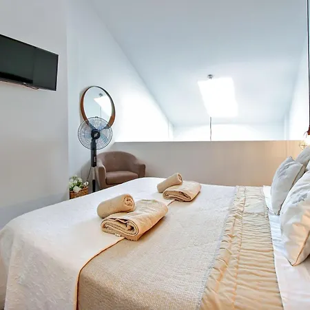 Apartment Amazing Maisonette With A Sea View And A Pool Access *