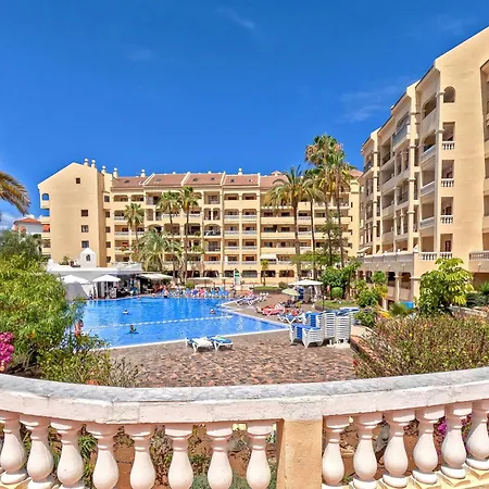 Apartment Amazing Maisonette With A Sea View And A Pool Access